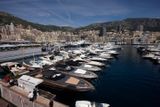 Luxusní jachty jsou v Monte Carlu jako doma.