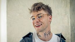 Mikolas Josef (24)