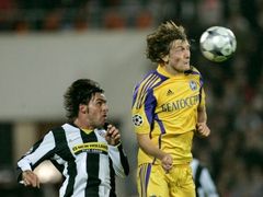 Před uměním hráčů Borisova se musel sklonit i tehdejší hráč Juventusu Zdeněk Grygera.