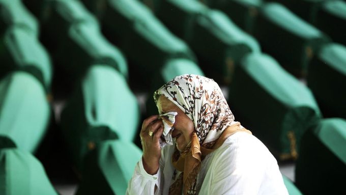 V Srebrenici byla postupně pochována většina identifikovaných obětí masakru.