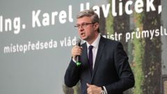 Karel Havlíček - Zelená přírodní průmyslová hala LIKO-Vo společnosti LIKO-S ve Slavkově u Brna