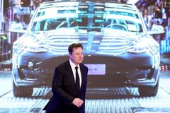 Twitter Elona Muska musí stačit. Tesla rozpustila centrální PR oddělení v USA