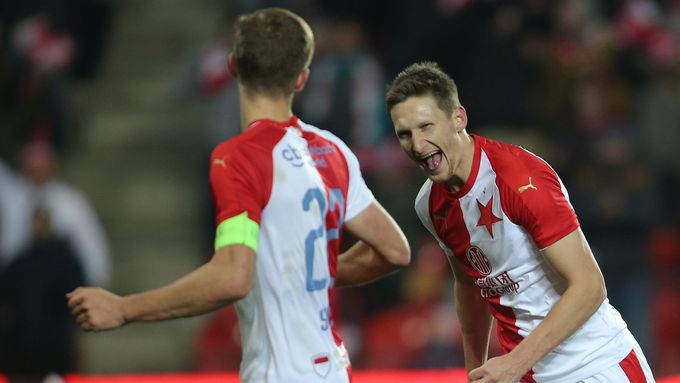 Milan Škoda slaví v zápase 18. kola první ligy Slavia - Karviná
