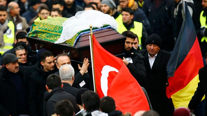 Pohřeb studentky Tugce Albayrakové.