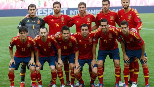 Španělská fotbalová reprezentace před utkáním základní skupiny mezi Španělskem a Itálií na Euru 2012.