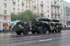 Rusko prodá Indii protiraketový systém S-400, který používá i v Sýrii