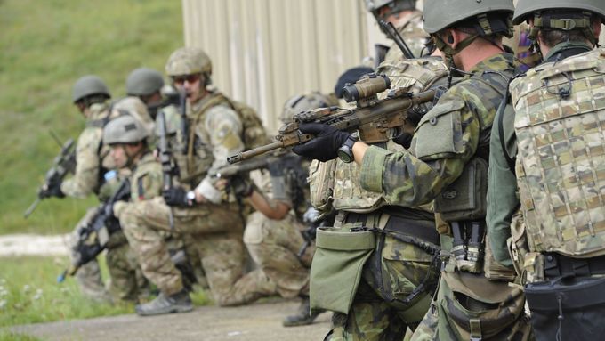 Obrazem: Česká speciální jednotka na hrotu sil NATO. Zasáhnout mohou kdekoliv na světě do dvou dnů
