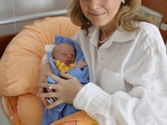 Lucie Talmanová and her baby boy Nicolas