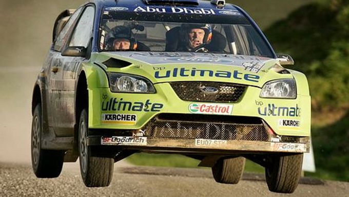 Marcus Grönholm s Fordem Focus WRC na trati Rallye Nový Zéland.