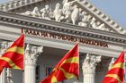 Zakrátko v Severní Makedonii. Parlament ve Skopji schválil změnu názvu státu
