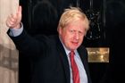 "Hubeňouři" koronavirus zvládnou líp. Vyléčený Boris Johnson zahájí boj s obezitou