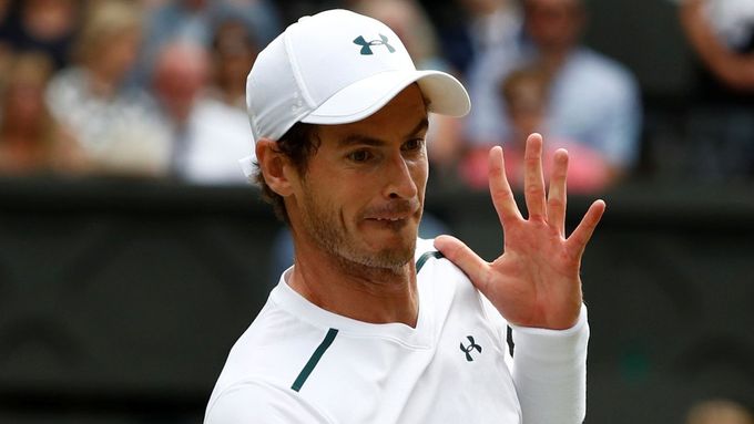 Andy Murray se vrací na kurty po operaci kyčle.