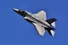 Supermoderní stíhačka F-35 poprvé v akci. "Neviditelnou" chloubu letectví vyslal do boje Izrael