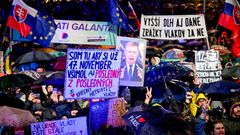 Slovensko, Bratislava, 17. listopad, demonstrace, Fico