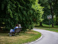 Nemocnice disponuje velkým parkem.