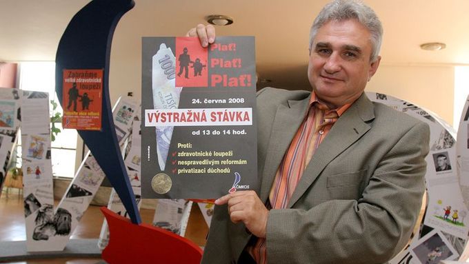 PRAHA: Milan Štěch, předseda ČMKOS, tři hodiny před stávkou.