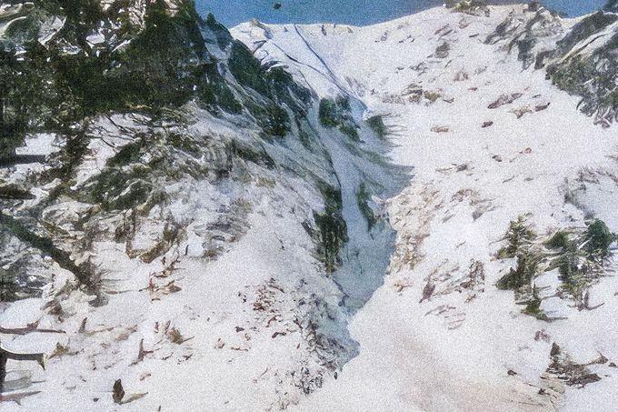Místo častých sesunů lavin mezi Patriou a Malou Baštou, Vysoké Tatry. Na snímku je zobrazen Žlab ze sedla pod Skokom. Nedatováno (cca 70. léta)