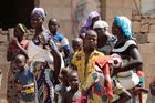 Boko Haram při krvavém výpadu z Nigérie zabila přes 100 lidí
