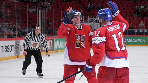 Hokej, MS 2013, Česko - Slovinsko: Jiří Novotný slaví gól na 4:2