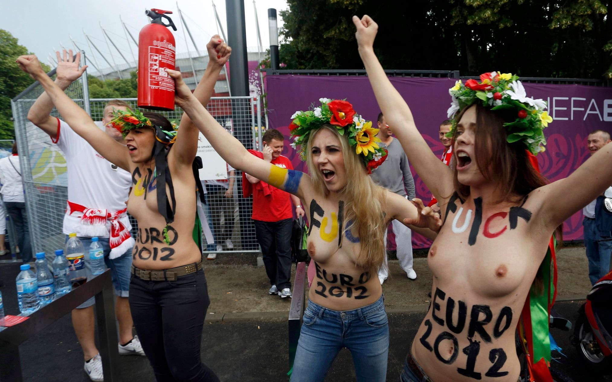 Demonstrující příslušnice FEMEN ve Varšavě