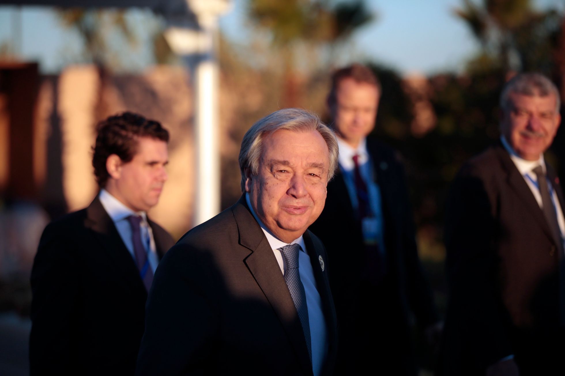 Generální tajemník OSN António Guterres na konferenci v Maroku, kde přijali pak o migraci.