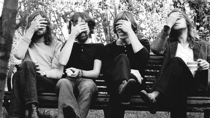 Pink Floyd na londýnské výstavě.