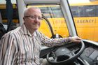Jančura se rozhodl přestavět žluté autobusy. FlixBus nás chce zničit, říká o nové konkurenci