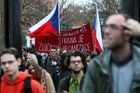 Stále více Čechů se stydí za svou zemi, říká průzkum