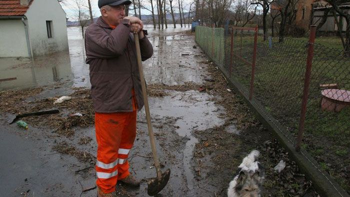 Pán se psem v Lounkách.