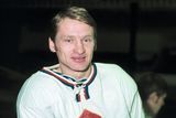 Jaroslav Holík v noci na pátek zemřel ve věku 72 let. Rodák z Havlíčkova Brodu patřil ke generaci, která vybojovala během pěti let tři tituly mistrů světa. Připomeňte si s námi legendy československého hokeje ze 70. let minulého století.