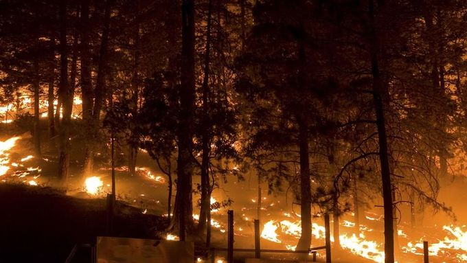 Ilustrační foto: lesní požár v Coloradu