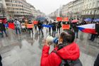 Padesátka Barmánců protestovala v Praze proti vojenskému převratu v zemi