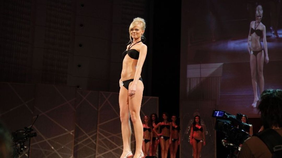Vítězkou MISS ACADEMIA 2011 je dvacetiletá Pavlína Kadlecová!