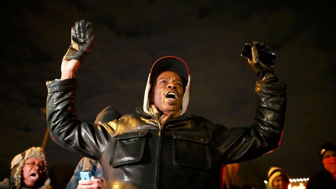 Nepokoje ve Fergusonu (ilustrační foto).