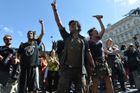 Stovky lidí protestovaly v Praze proti vyklizení Cibulky