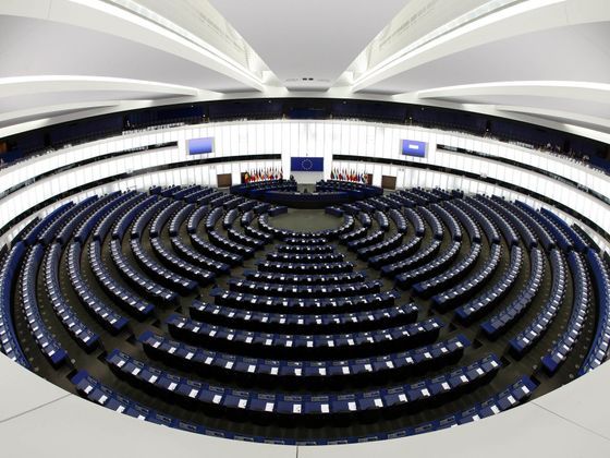 Evropský parlament Evropský parlament - první den - 1. července 2014