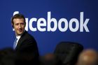 Zuckerberg se omluvil za únik dat z Facebooku. Rád předstoupím před Kongres, řekl
