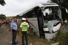 Nehoda dodávky a autobusu zastavila provoz do Vídně