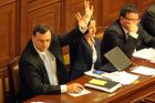 105 out of 200: Czech government wins confidence vote