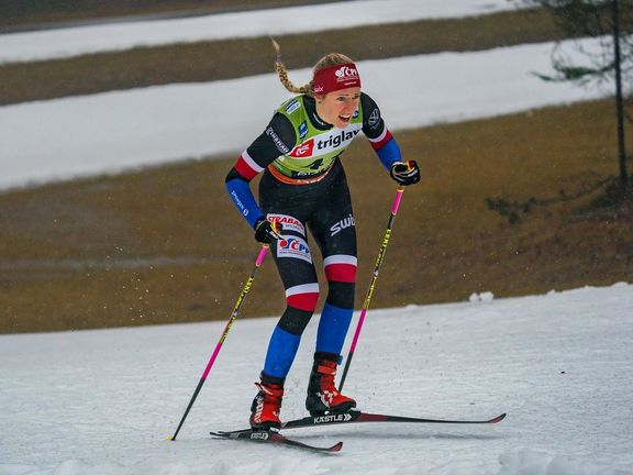 Sandra Schützová při závodech v Planici