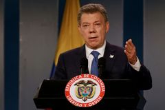 Nobelovu cenu míru získal kolumbijský prezident. Za mír s povstalci FARC