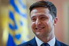 Prezidentem Ukrajiny bude Zelenskyj, nebo Porošenko, potvrdila volební komise