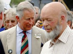 Princ Charles, první v pořadí na panovnické křeslo ve Velké Británii
