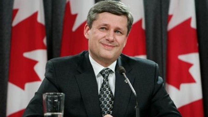Quebečané tvoří svébytný "národ v rámci jednotné Kanady", prohlásil premiér Harper.