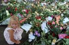 Vrah Breivik měl "komplice". Norskou víru v dobro