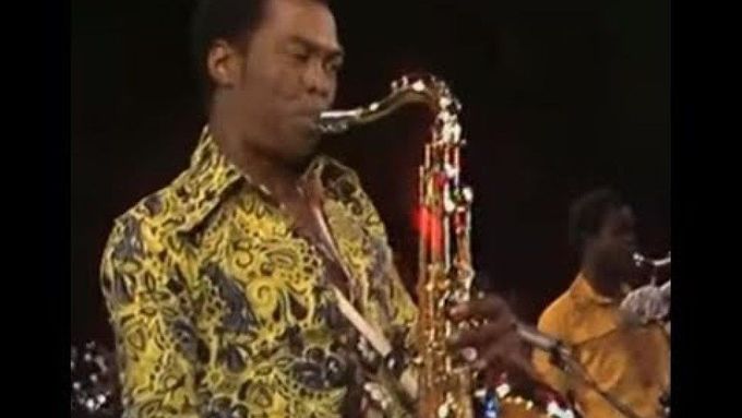 Ukázka z koncertu Tonyho Allena a Fely Kutiho s kapelou Africa '70 v Berlíně, konec 70. let.