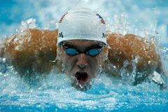 Nové snímky dokazují Phelpsův triumf ve sporném finále