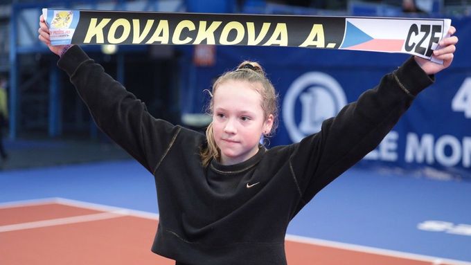 Alena Kovačková, další z řady českých tenisových talentů.