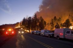 Krutá realita změn klimatu: Aljašku spalují lesní požáry
