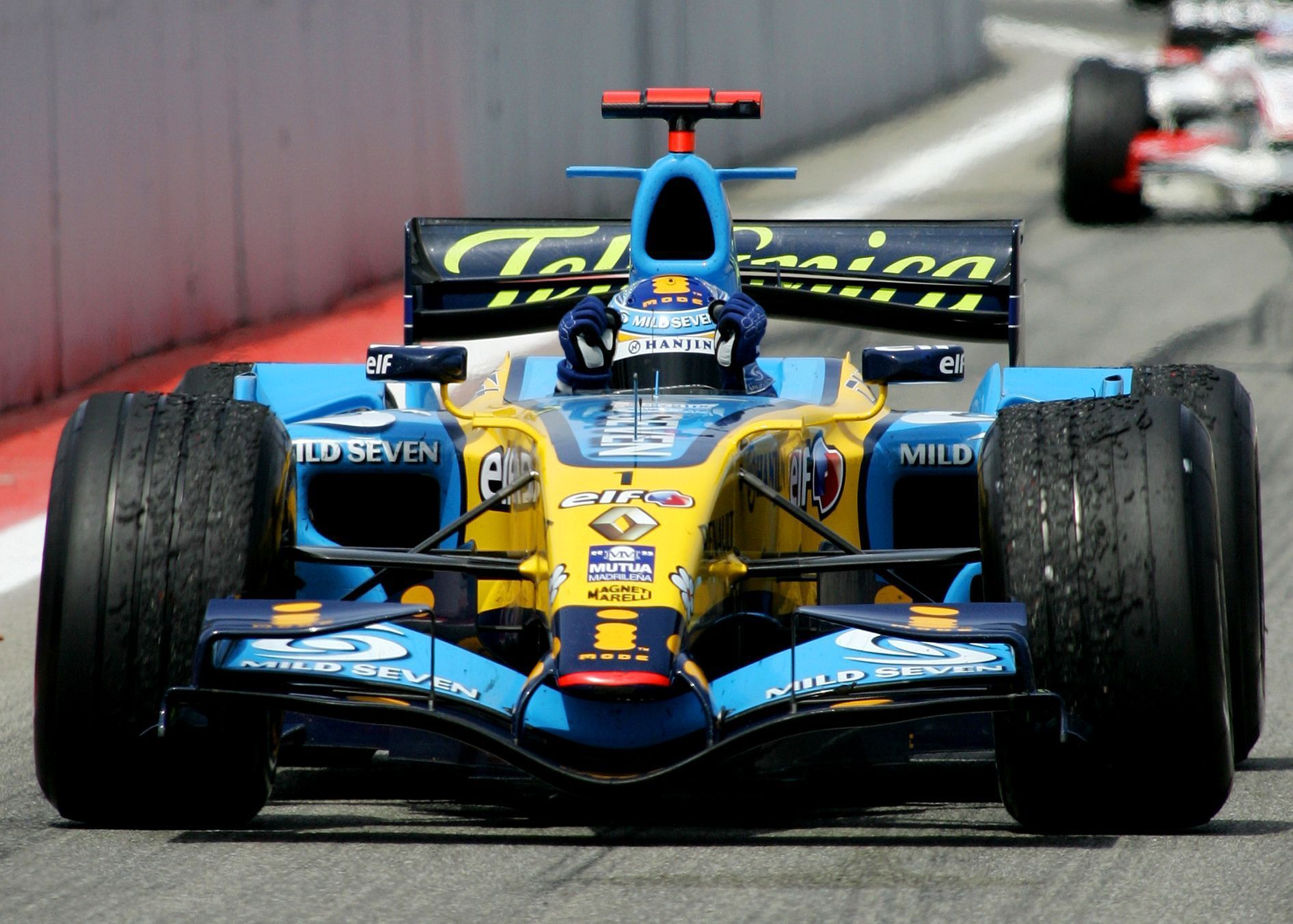 Fernando Alonso v Renaultu při GP Španělska 2006